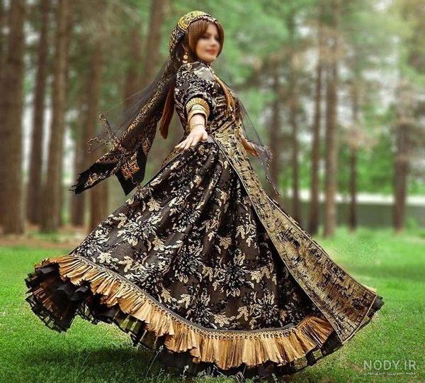  عکس مادر با لباس محلی ایران