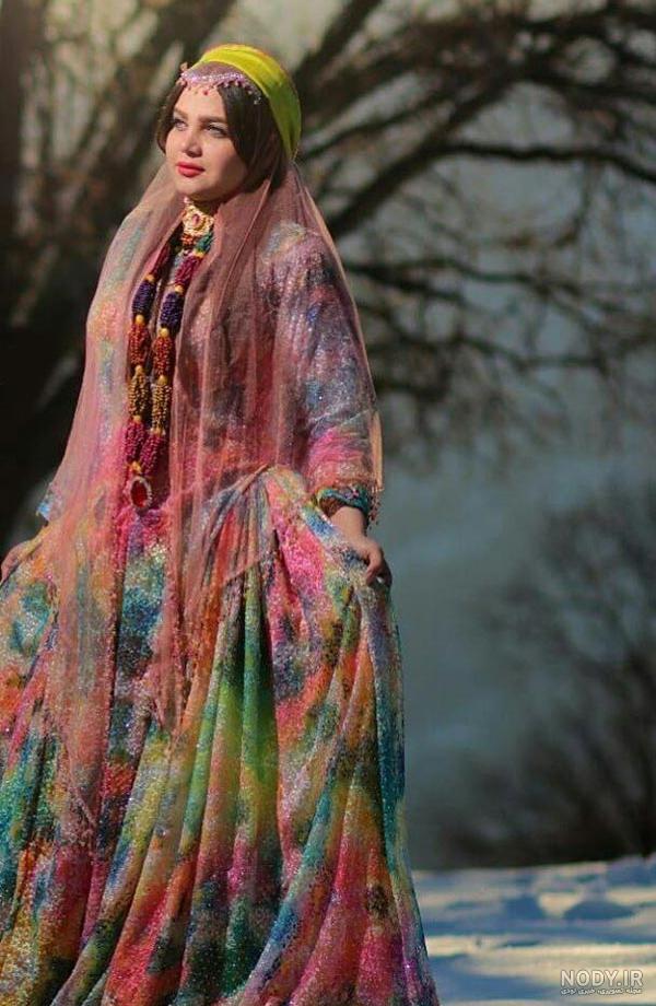  عکس مادر با لباس محلی ایران