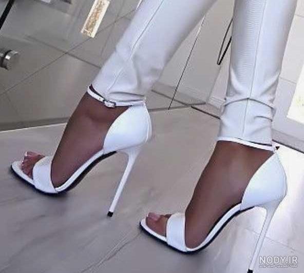 خرید انواع کفش پاشنه بلند مشکی، مجلسی، لژدار زنانه و دخترانه 👠