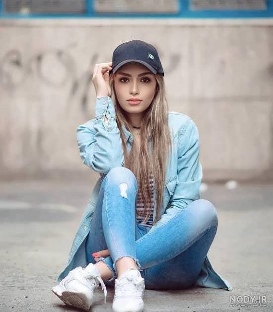ژست عکس با کلاه حصیری