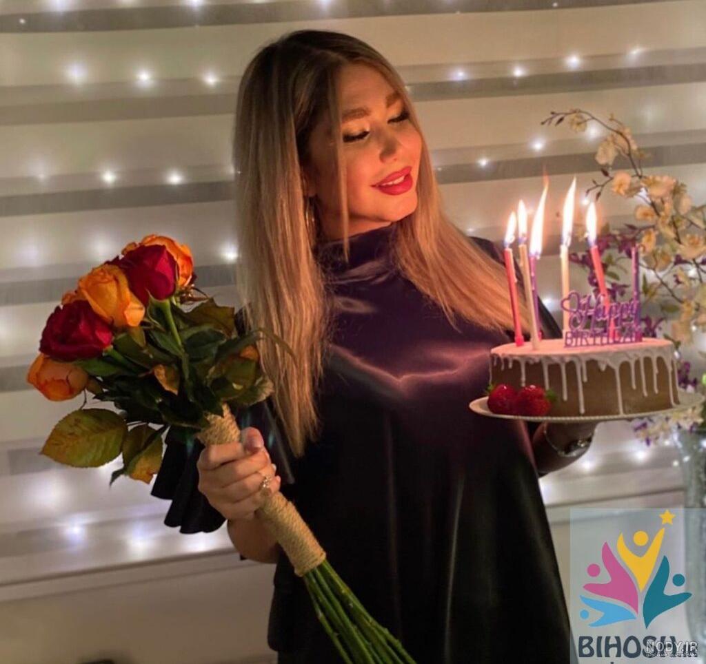 ژست عکس تولد با کیک بدون چهره