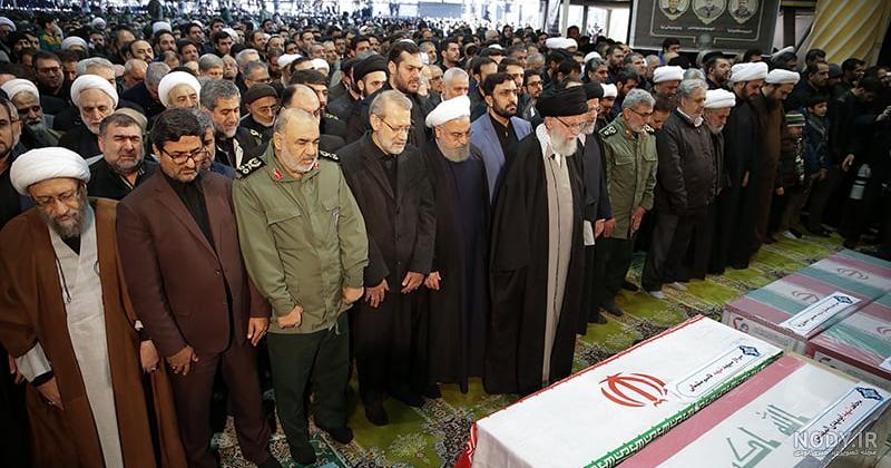 تصویری متفاوت از رهبر انقلاب و فرزندان سردار سلیمانی در مراسم بزرگداشت ...