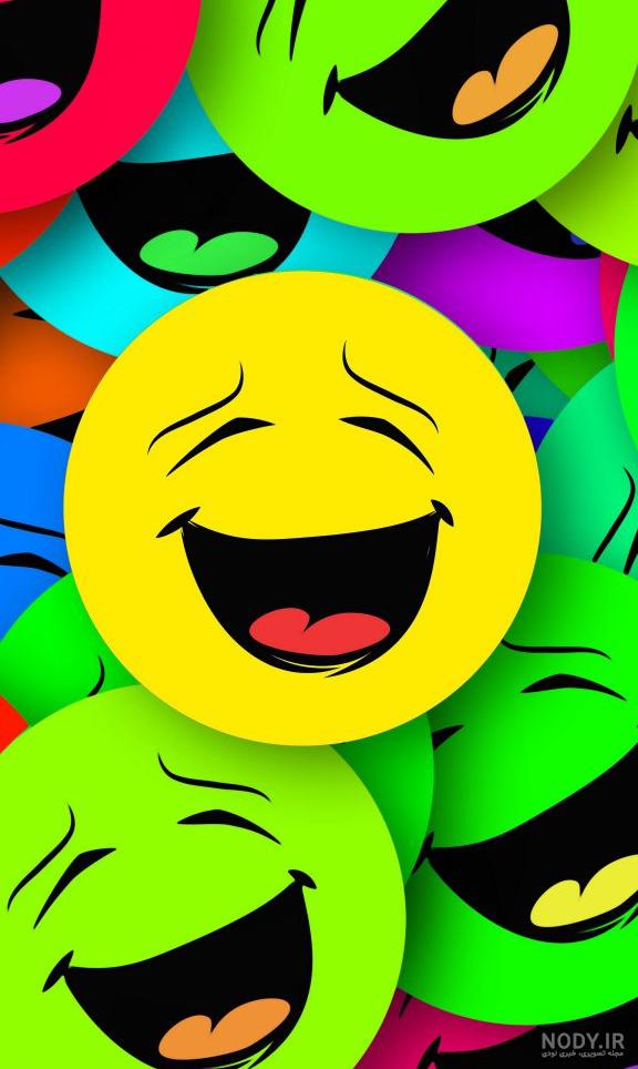 عکس با کیفیت شادی و خنده برای پس زمینه موبایل - والپیپر و بک گراند