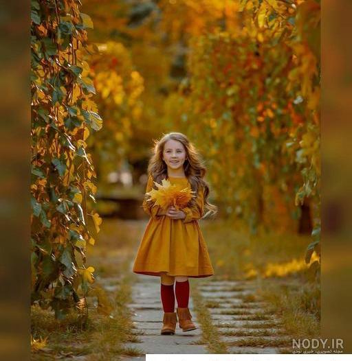 ژست عکس دختر بچه در آتلیه ژست عکس دختر بچه در آتلیه