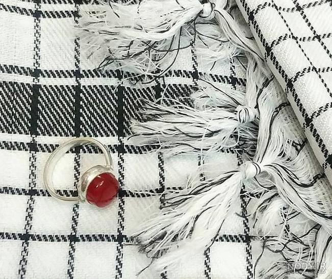 عکس حاج قاسم با چفیه بر سر - عکس نودی