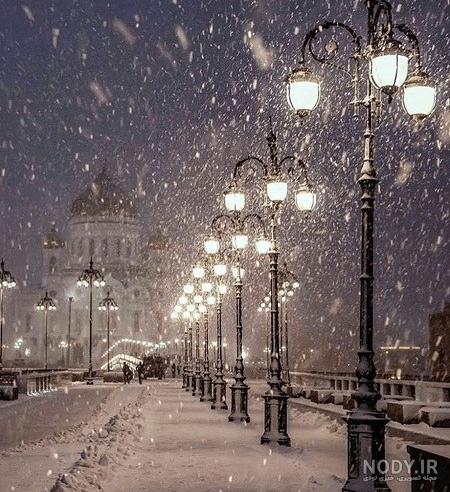 ۲۵ عکس برف در شب؛ عکس های عاشقانه‌ برفی - ستاره