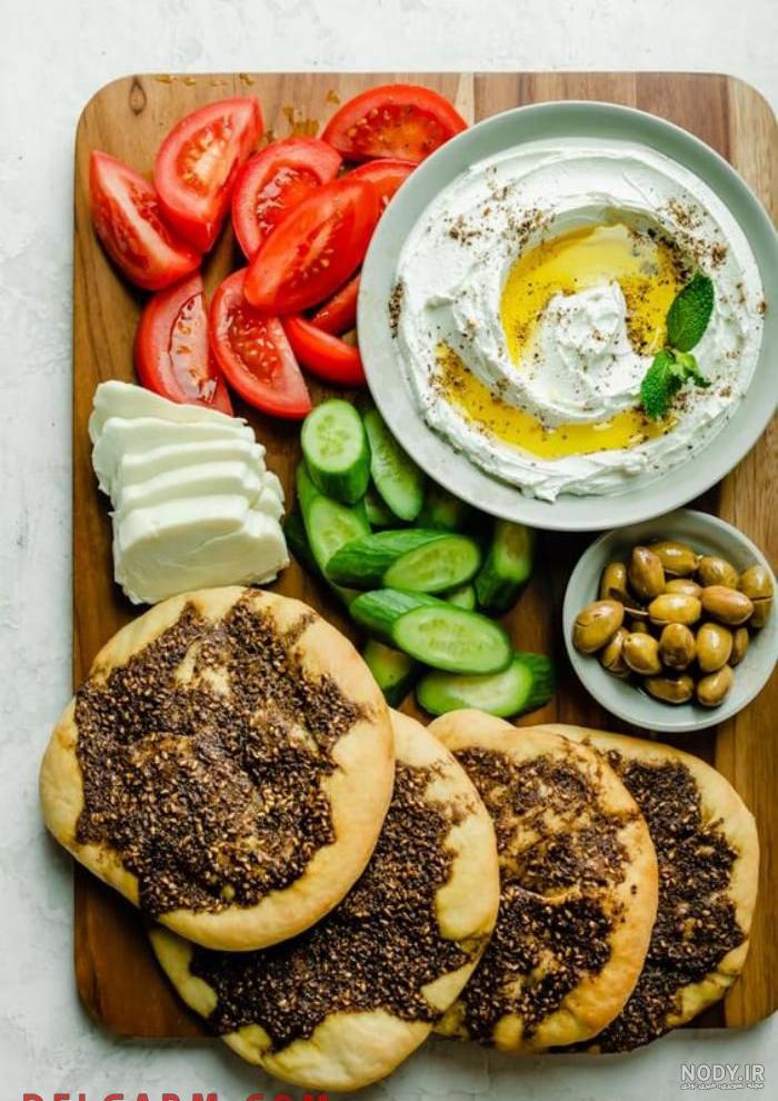 تصاویری از تزیین سفره صبحانه با ایده های خلاق و عاشقانه