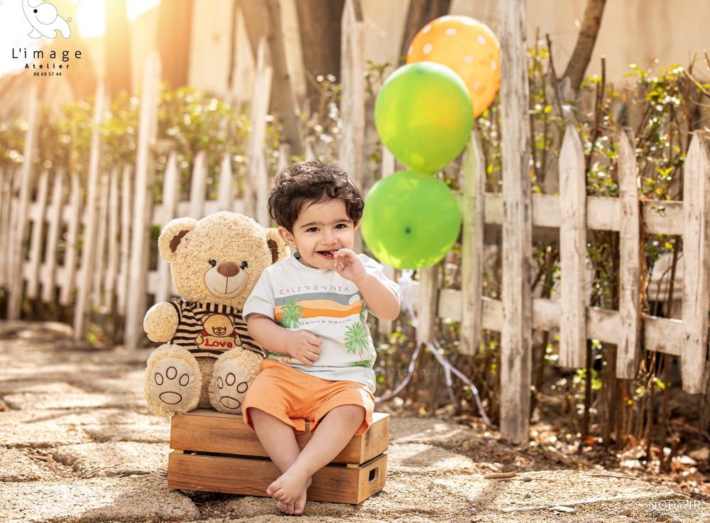 عکاسی کودک در فضای باز و باغ - آتلیه عکاسی کودک آسمان