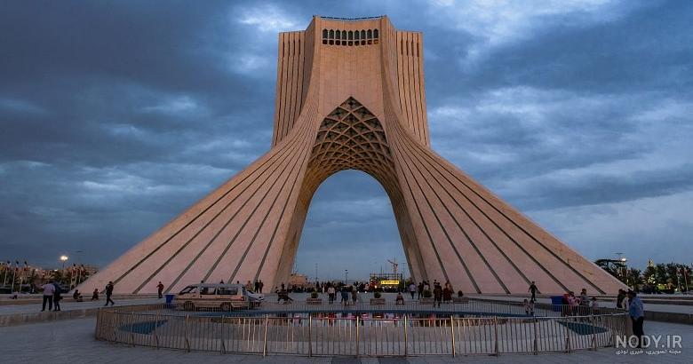 عکس برج آزادی تهران
