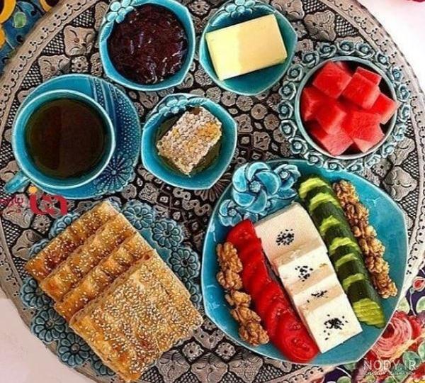 عکس صبحانه در طبیعت | عکس صبحانه لاکچری