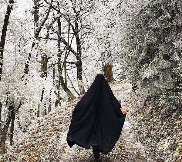 تصاویر دختر در فصل پاییز - کامل (هلپ کده) تصاویر دختر در فصل پاییز - کامل (هلپ کده)