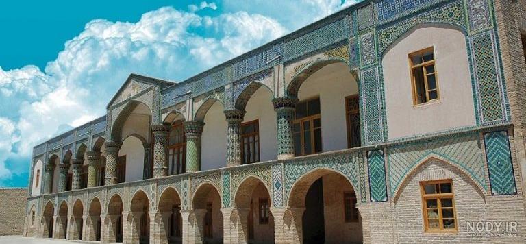 خبرگزاری میراث آریا - خودنمایی لاله‌های واژگون در دشت‌های گرمه خراسان شمالی