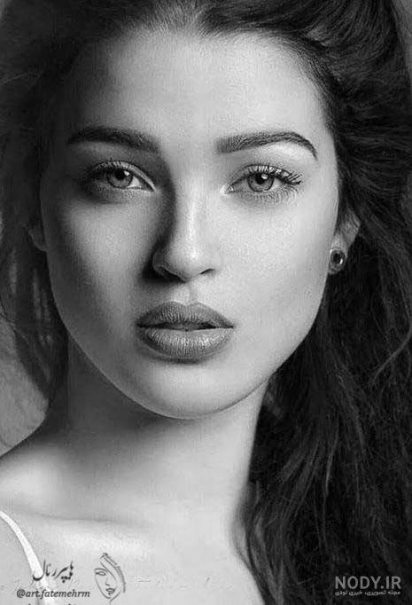 عکس سیاه و سفید طراحی