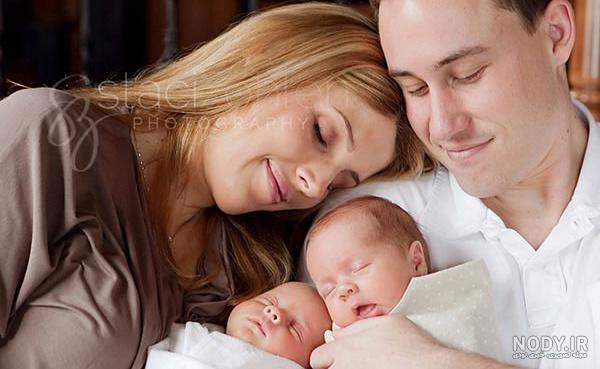 آتلیه عکاسی ژست عکس خانوادگی سه نفره ایرانی آتلیه عکاسی ژست عکس خانوادگی سه نفره ایرانی