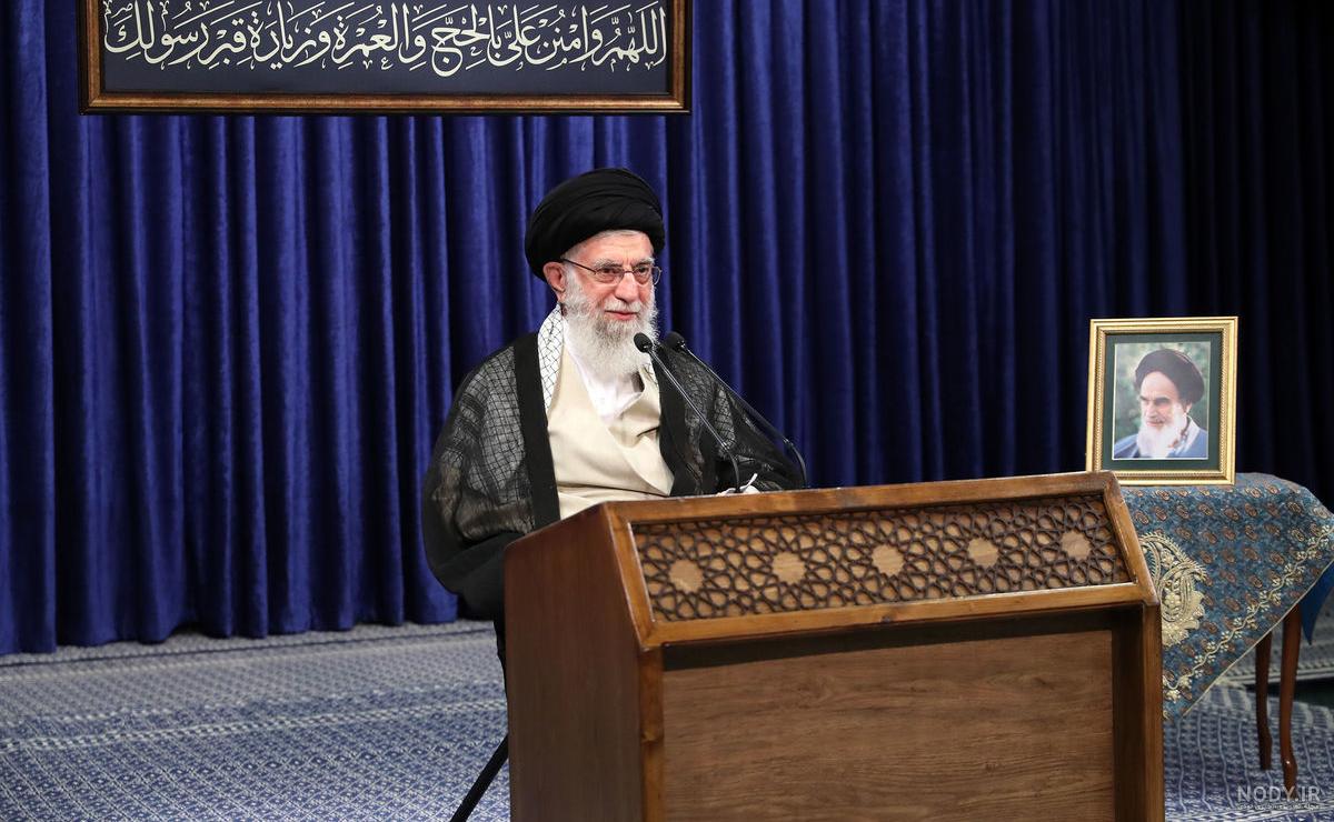 عکس با کیفیت متن لبیک یا امام خامنه ای در کنار چهره ی سه رخ حضرت خامنه ...