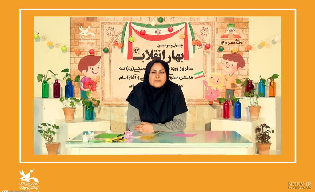 عکس با کیفیت گل های اوریگامی و برجسته رنگارنگ در کنار یکدیگر و چیده شده ... عکس با کیفیت گل های اوریگامی و برجسته رنگارنگ در کنار یکدیگر و چیده شده ...