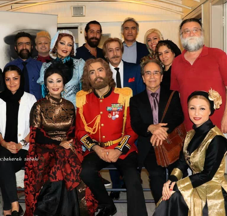 بیوگرافی آرش آصفی آرش آصفی