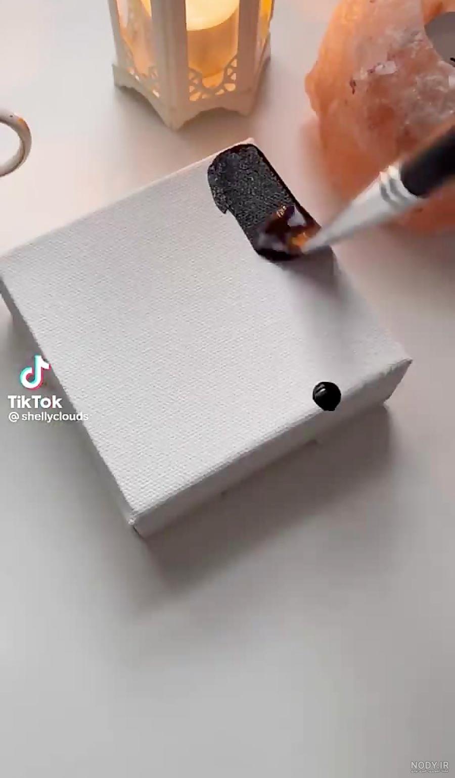 طرح نقاشی روی بوم ساده - عکس نودی