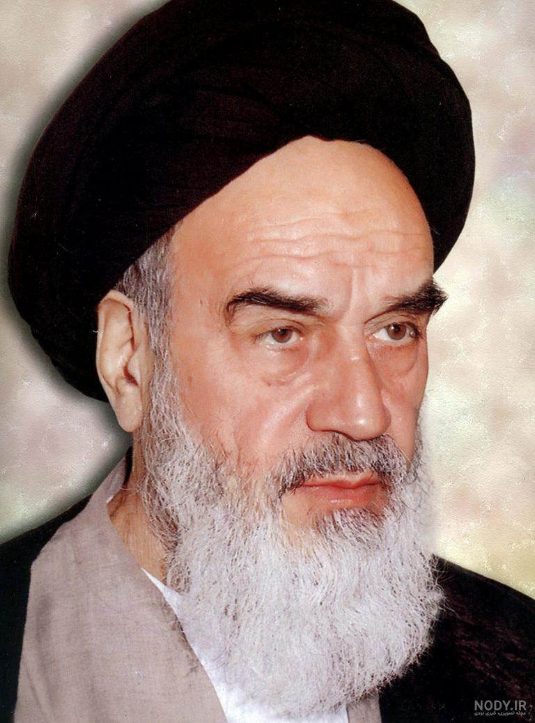 عکس با کیفیت نقاشی از چهره ی امام خمینی از زاویه سه رخ و به شکل عکس های ...