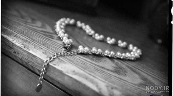 عکس پروفایل سیاه و سفید عاشقانه - کامل (مولیزی) عکس پروفایل سیاه و سفید عاشقانه - کامل (مولیزی)