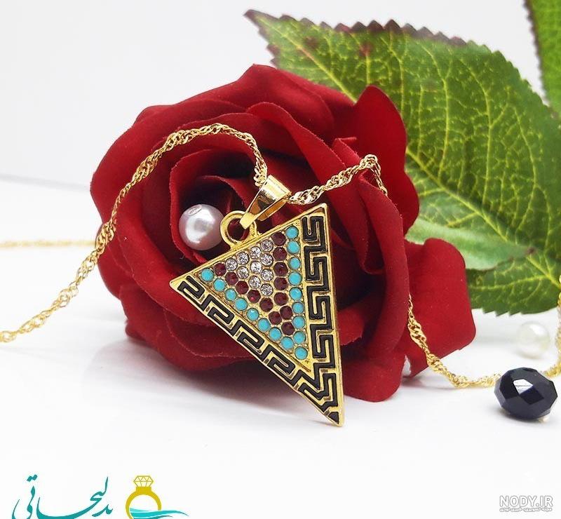 خرید اینترنتی انواع زیورآلات استیل، اسپرت و زیورالات مردانه چوبی