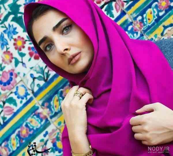 سگ های دریا مرادی دشت | دریا مرادی دشت در کنار دو سگ وحشی