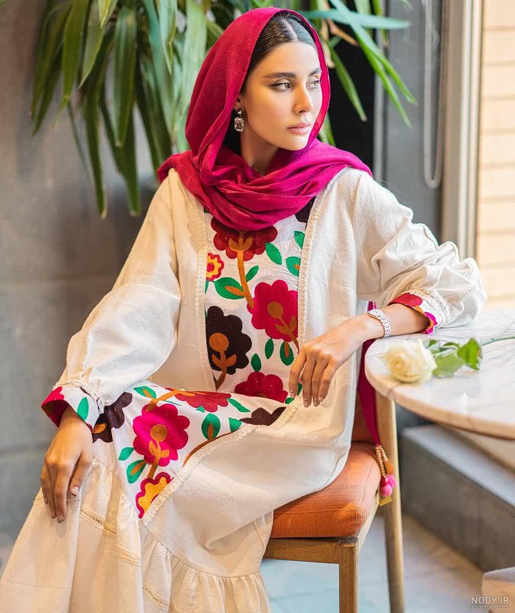 مدل مانتو سنتی جدید و لاکچری برای خانم های شیک پوش