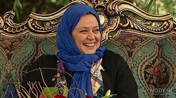 مشرق نیوز - عکسهای کمیاب (۱۰۸)/ تیپ دیده نشده پروین و رفقا در دهه ۶۰!