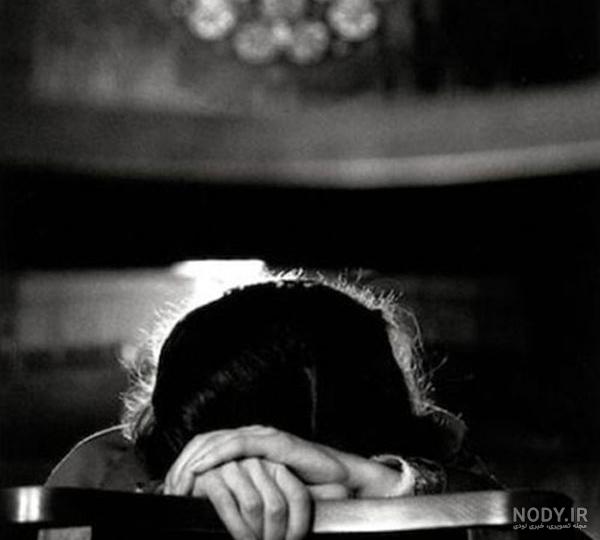 عکس تنهایی و غمگین بدون متن