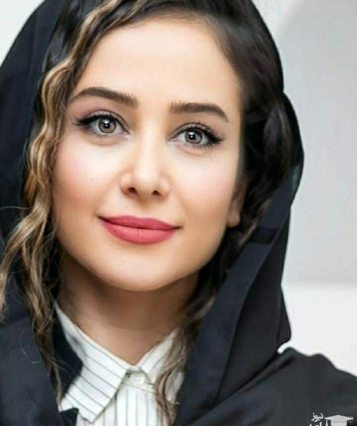 افکارنیوز - ژست الناز حبیبی برای نمایش دادن عینکش /عکس - صاحب‌خبر