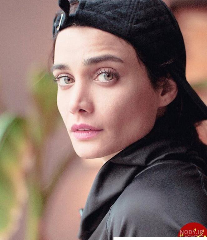 بیوگرافی و عکس های تینا آخوند تبار بازیگر ایرانی بیوگرافی و عکس های تینا آخوند تبار بازیگر ایرانی