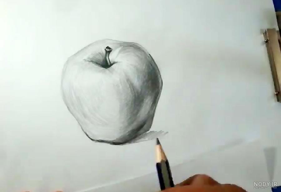 دختر مو چتری کوتاه نقاشی دیجیتال 1534799