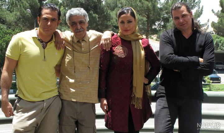 دور دور نازنین بیاتی و الناز حبیبی در اندرزگو - بازیگرآنلاین