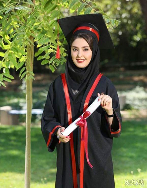 21 ایده ژست عکس فارغ التحصیلی دخترانه — لنزآپ
