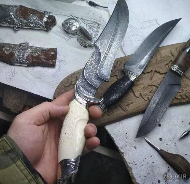 حمله با چاقو در نزدیکی دفتر سابق نشریه شارلی ابدو؛ دست‌کم 4 نفر زخمی شدند