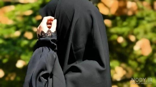 حکم انتشار عکس با چادر در فضای مجازی/ ریش پروفسوری چه حکمی دارد؟
