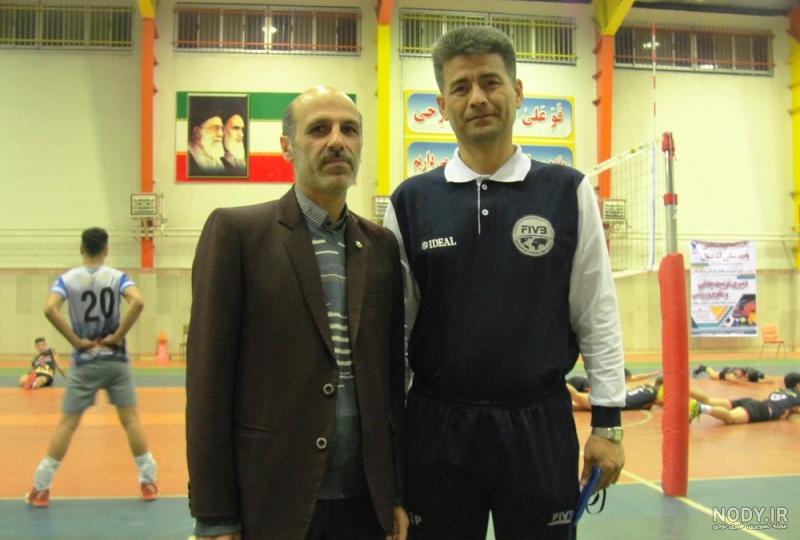 دایناسور در سی تی سنتر قشم