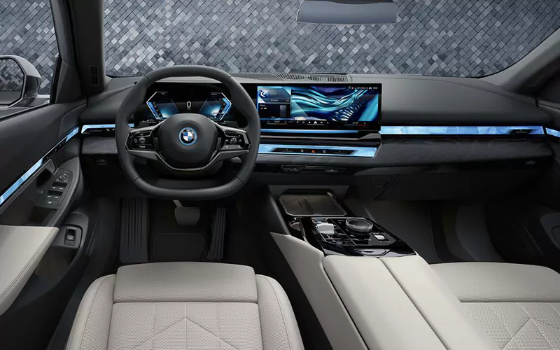 BMW سری 5 جدید برای اولین‌بار در ایران رونمایی شد/ تصاویر + قیمت