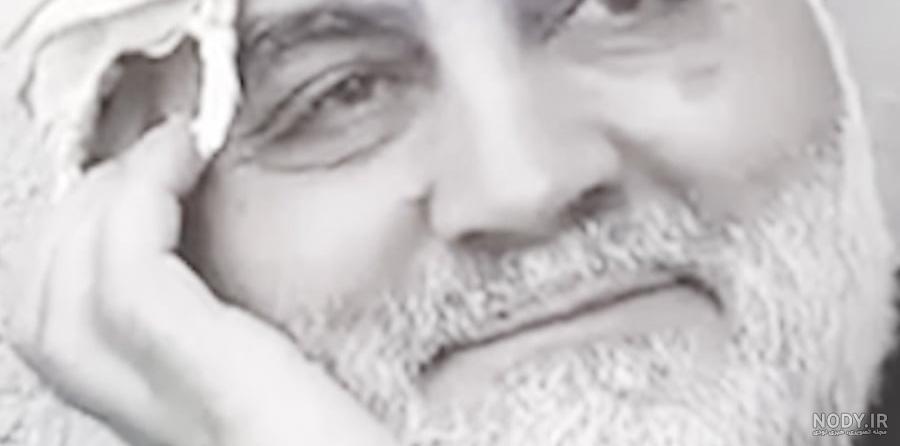 عکس حاج قاسم با لبخند عکس حاج قاسم با لبخند