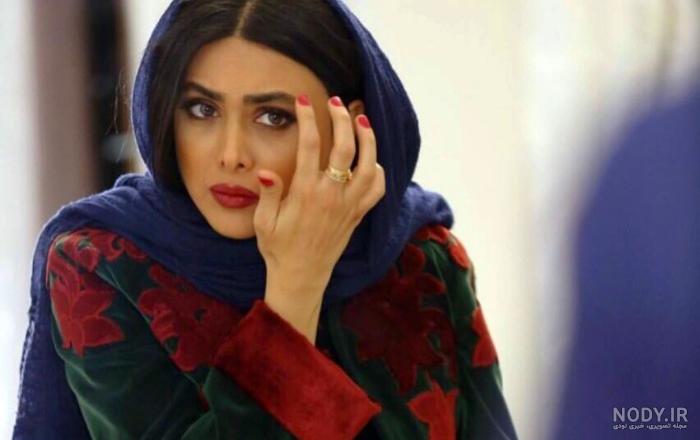 بیوگرافی آزاده صمدی و عکس و فیلم هایش+ ازدواج و سن بیوگرافی آزاده صمدی و عکس و فیلم هایش+ ازدواج و سن