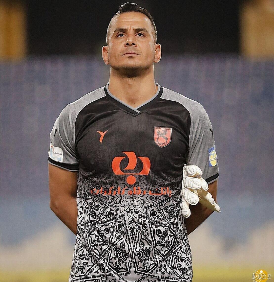 عکس حامد لک با لباس پرسپولیس