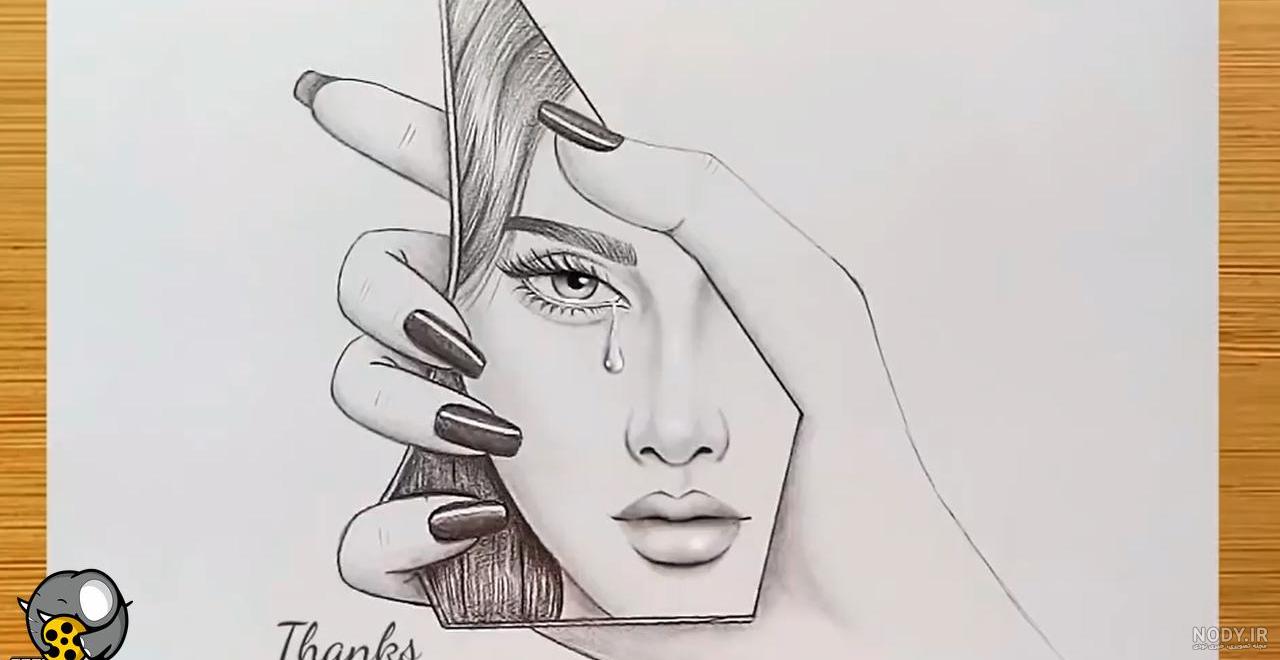 نقاشی دو دختر با مداد سیاه