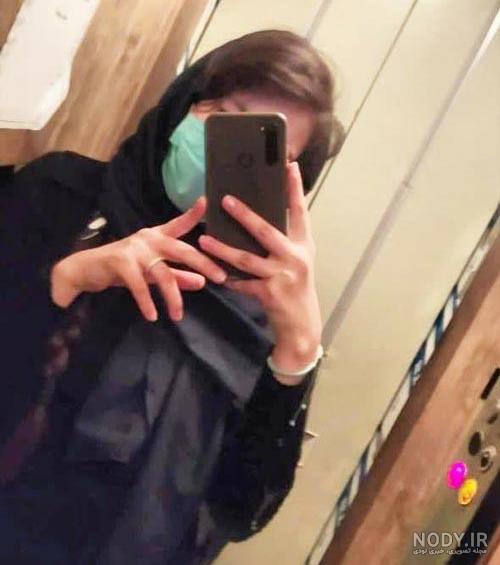 عکس دختر جلو اینه با گوشی عکس دختر جلو اینه با گوشی