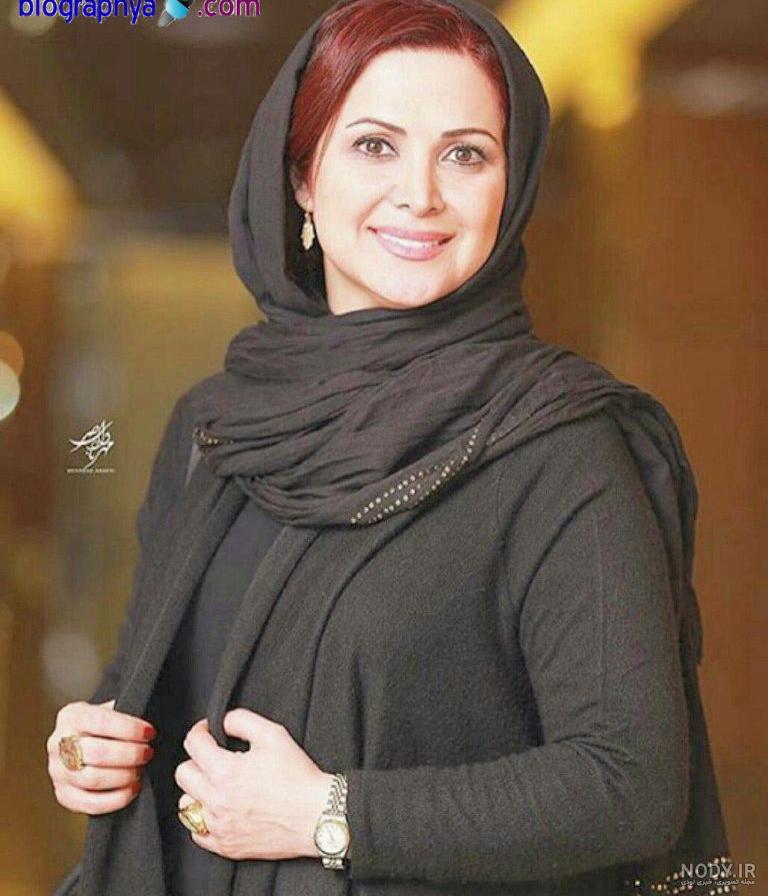عکس کمند امیرسلیمانی با تیپ متفاوت در حال زیارت عکس کمند امیرسلیمانی با تیپ متفاوت در حال زیارت