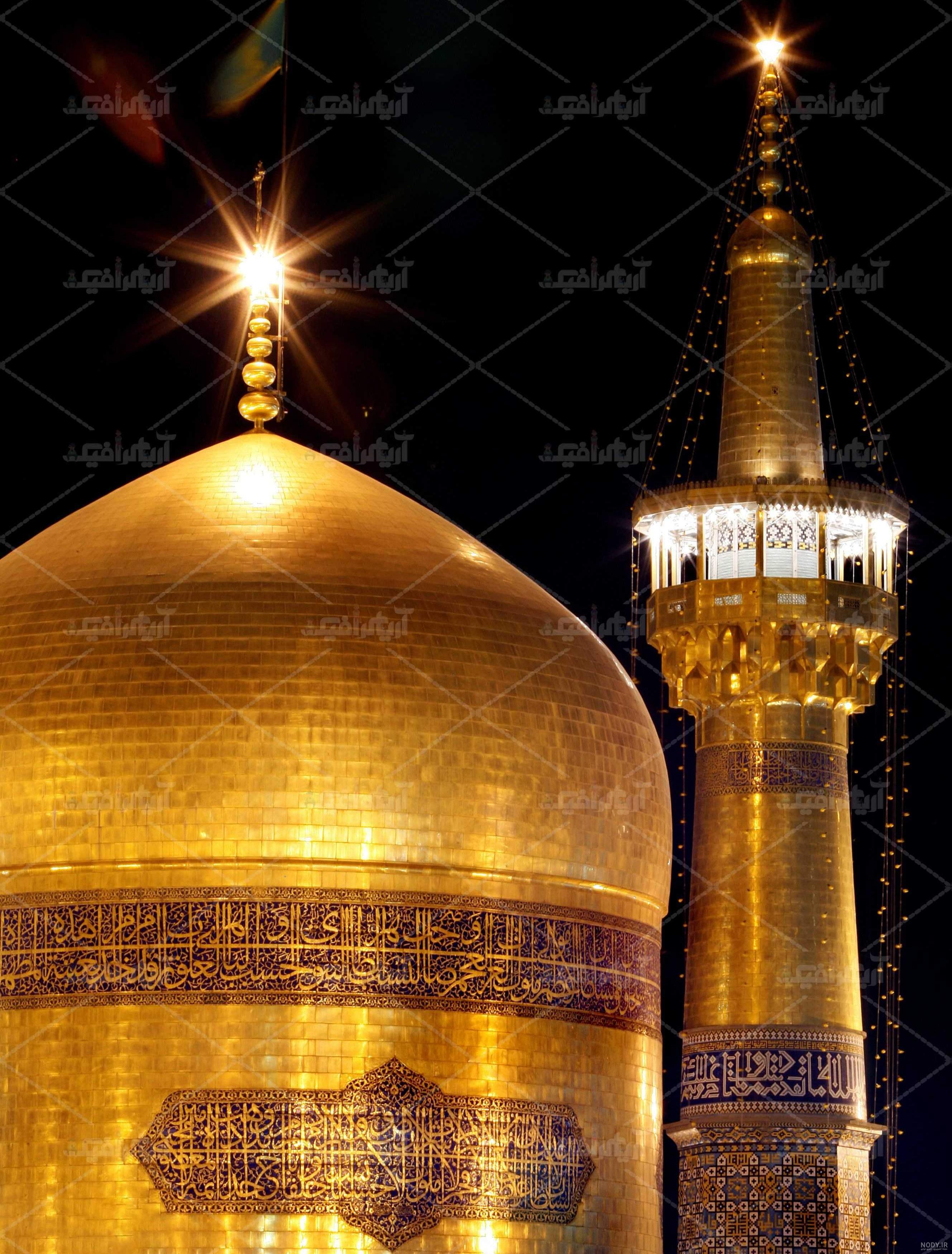 مشرق نیوز - عکس/ پرچم گنبد امام رضا(ع) به رنگ سیاه درآمد