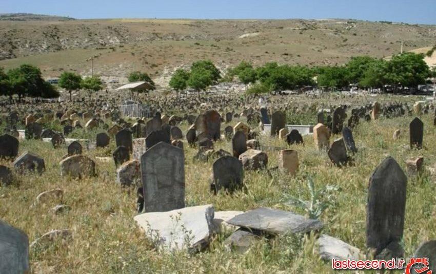 سفری به عمق سنگ‌ها / رمزهایی از قبرستان سفیدچاه