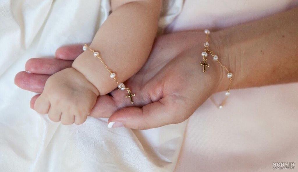 عکس دستبند نوزادی طلا عکس دستبند نوزادی طلا