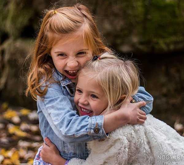 عکس hug بغل عاشقانه دارک دونفره | تاوعکس