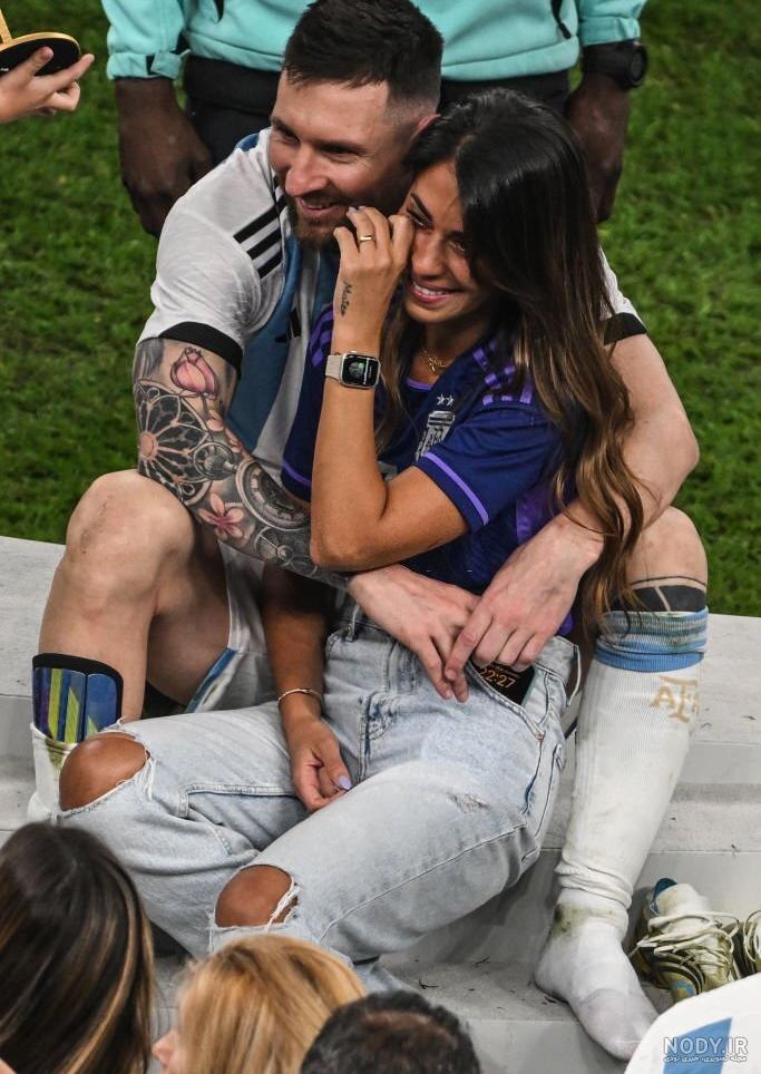 عکس مسی و همسرش در حمام