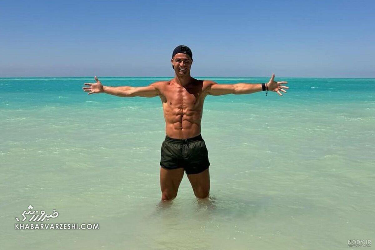 عکس مسی و همسرش در حمام